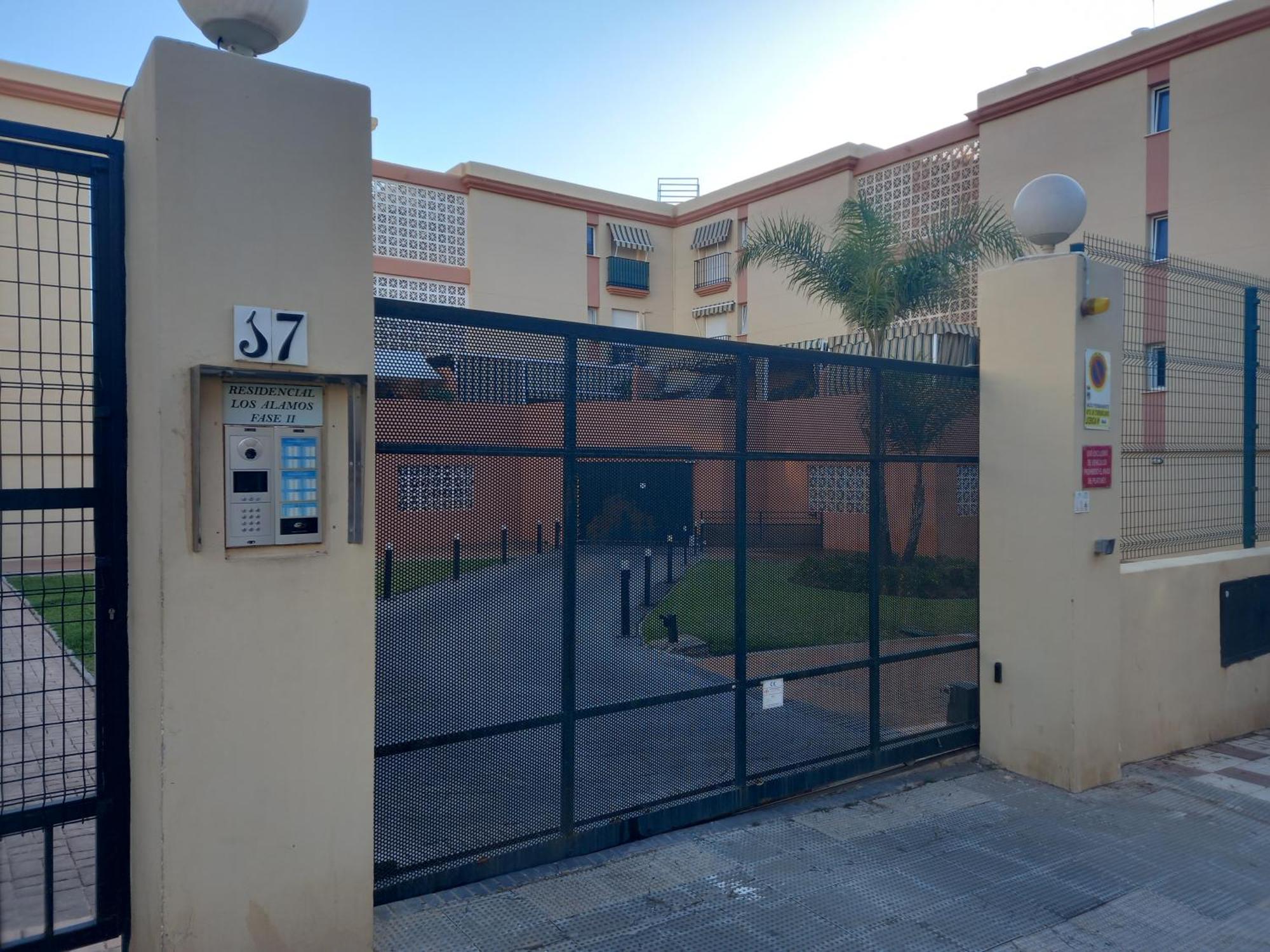 Apartamento Los Alamos Totalmente Reformado Junio 2023 Torremolinos Buitenkant foto